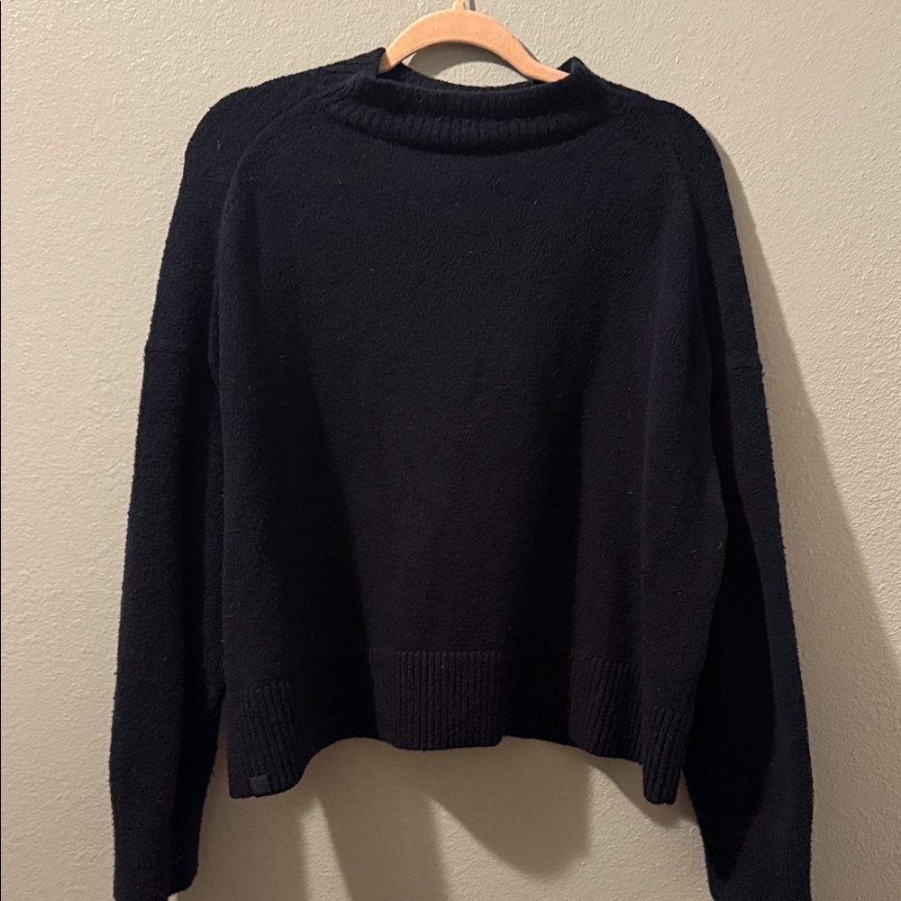 LULULEMON navy boho Sweater